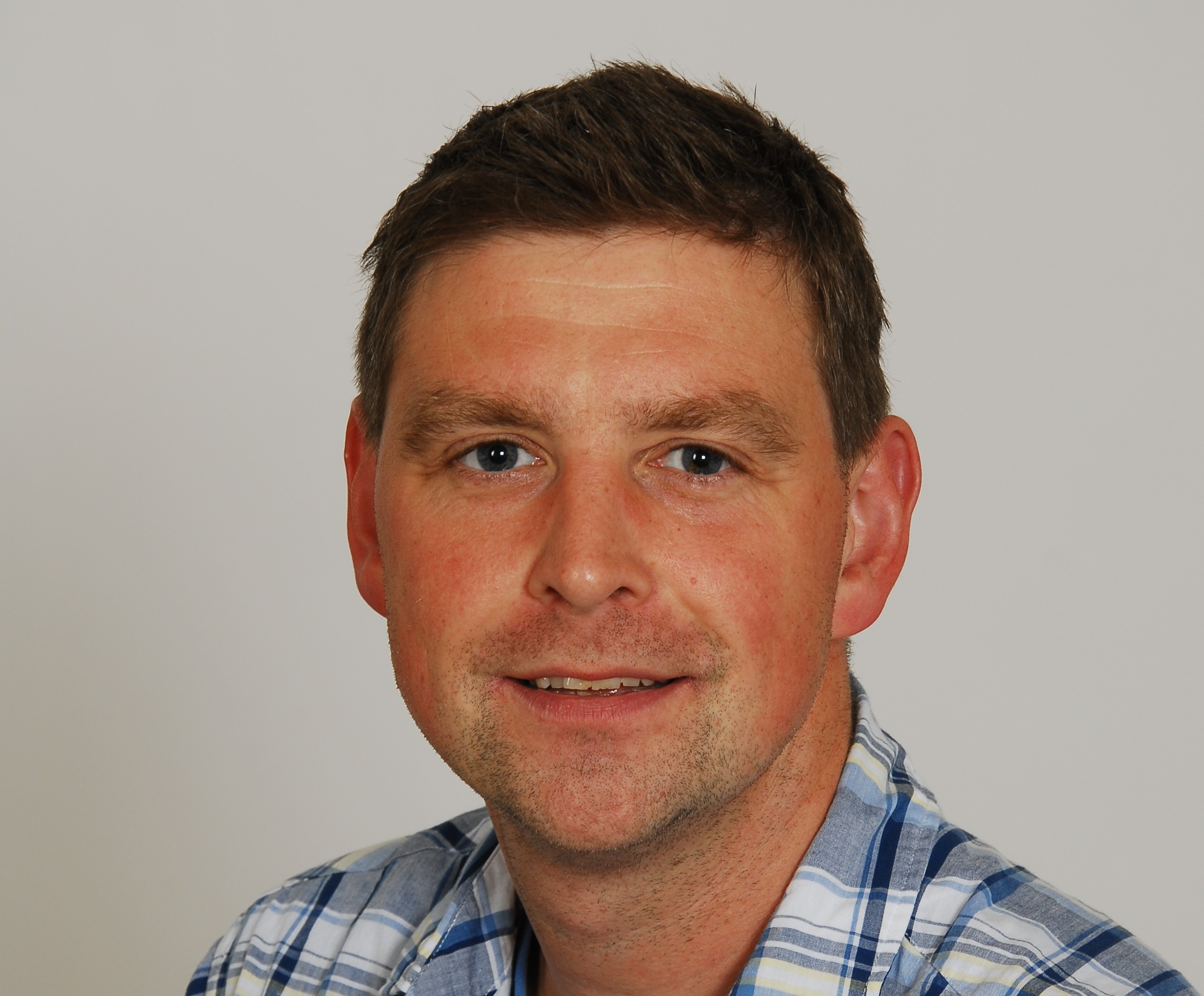 Portraitfoto von Andreas Deupmann