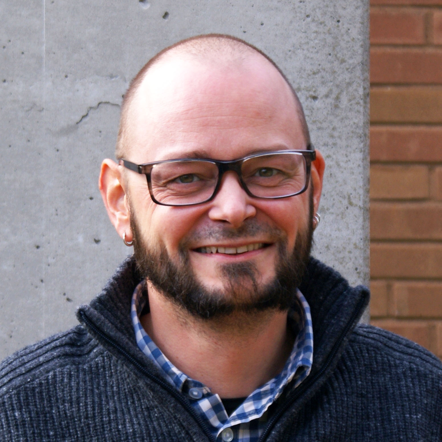 Portraitfoto von Tom Gudella