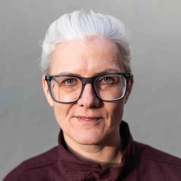 Portraitfoto von Ruja Kiss