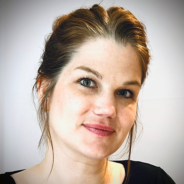 Portraitfoto Caro Kather